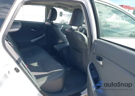 2011 Toyota Prius Four z USA, uszkodzony, nr VIN JTDKN3DUXB0328750